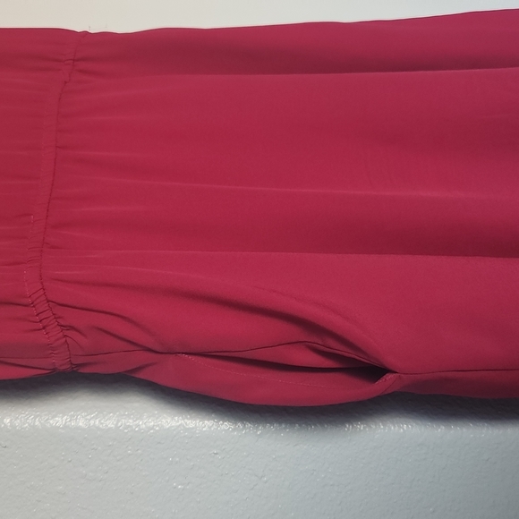 BCBGeneration Sleeveless Dress - Picture 5 of 5